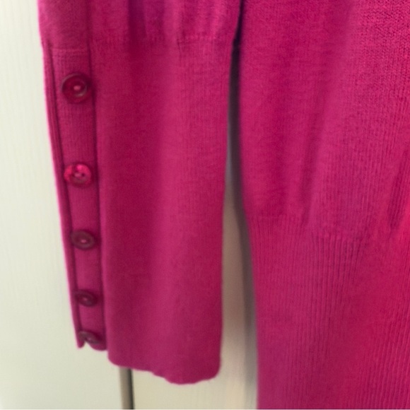 Escada Sport- pink sweater with button on sleeve women’s size XL - Picture 6 of 6